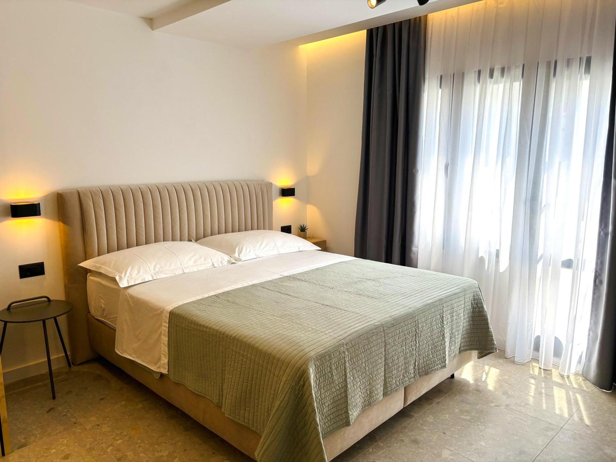 Marthinis Luxury Suites Split Exterior foto